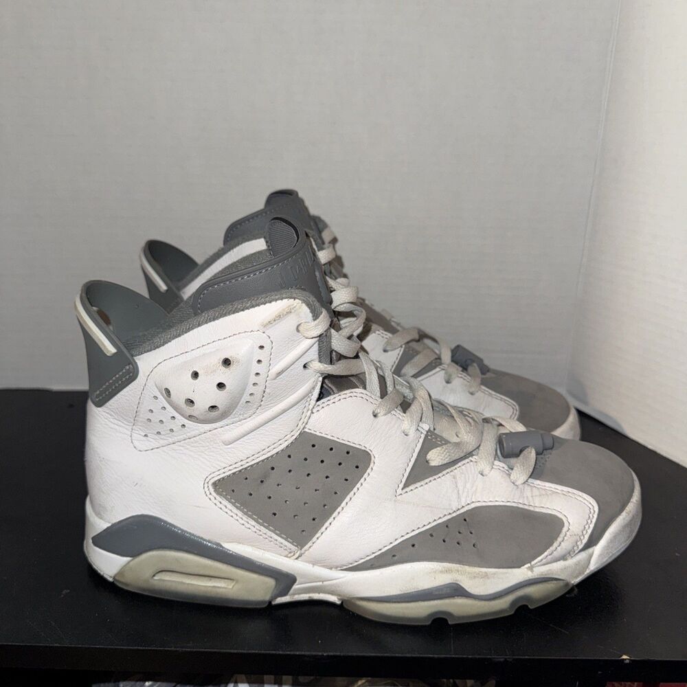 Air Jordan 6 Retro Cool Grey CT8529-100 - Size 8.5 - No Box